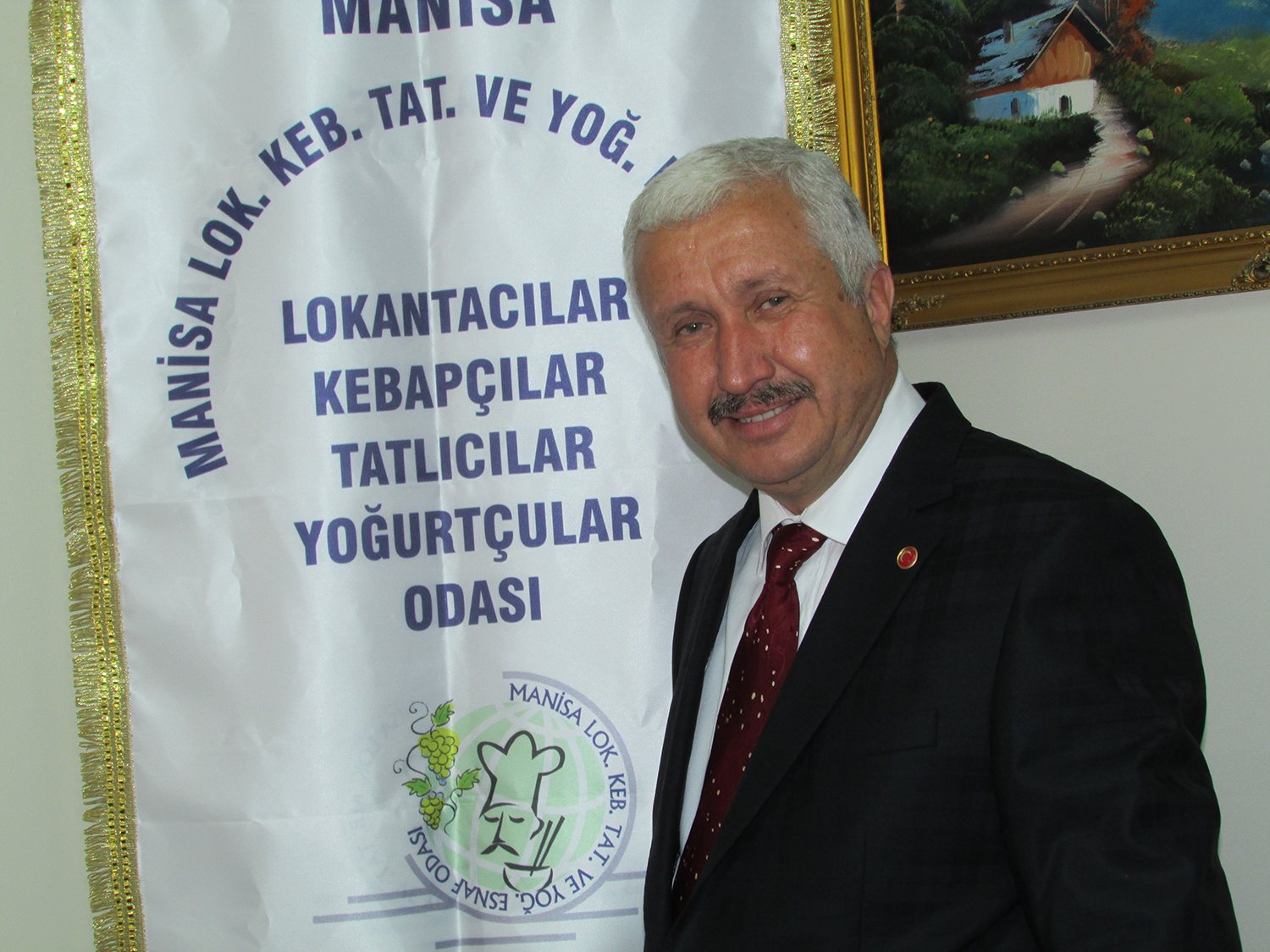Hile yapan bizden değildir meslek hainidir.